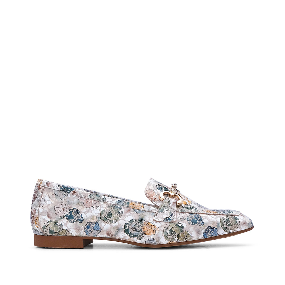 MOCASSINS FEMININOS