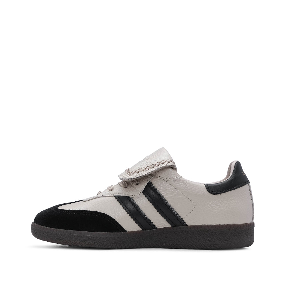 LIVERPOOL SNEAKERS