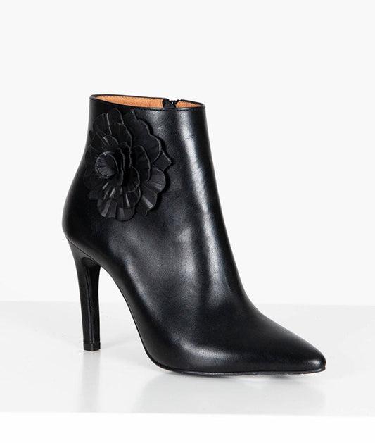 ROMA ANKLE BOOTS