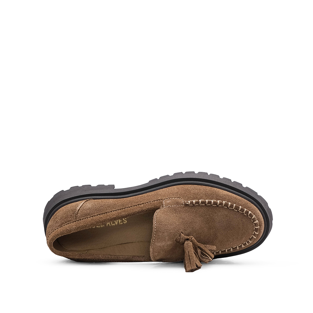 Sapato Mocassim em Camurça Taupe - imagem 4