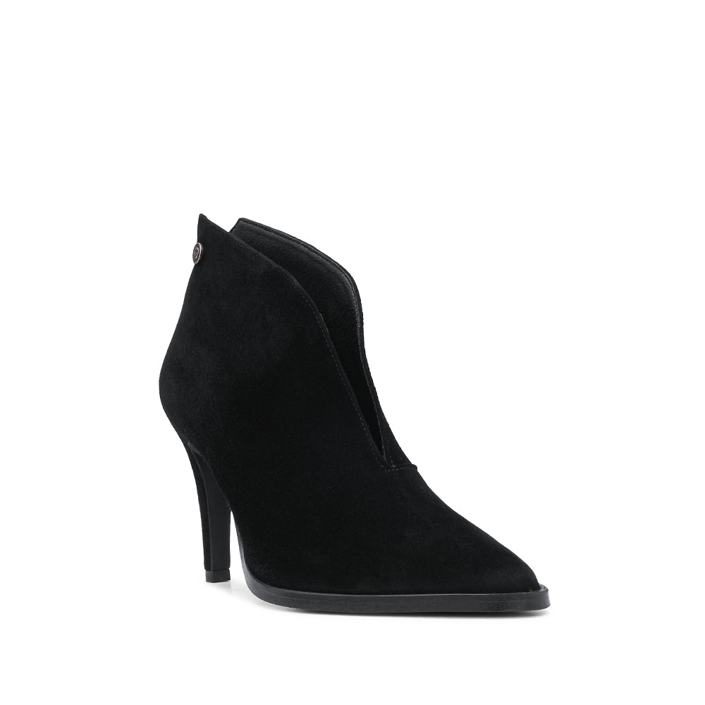 BOTAS FEMININAS CANO CURTO