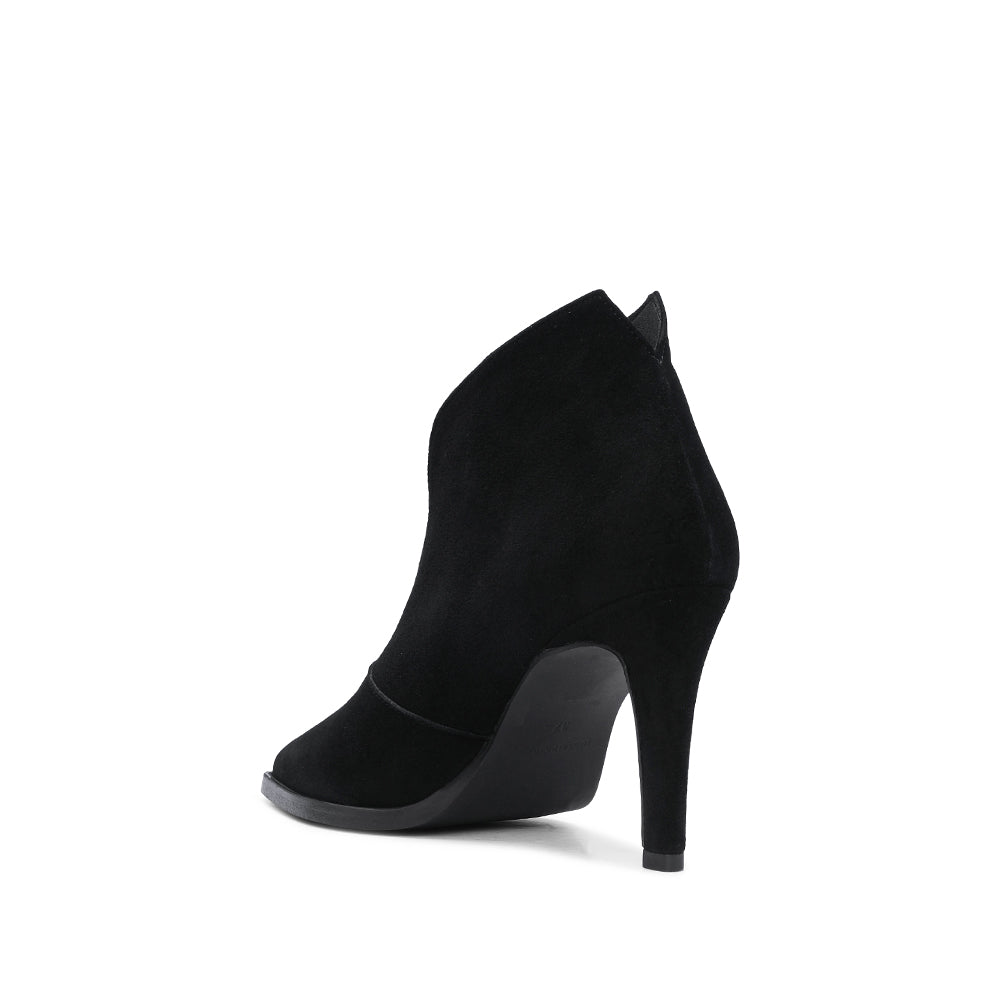 BOTAS FEMININAS CANO CURTO