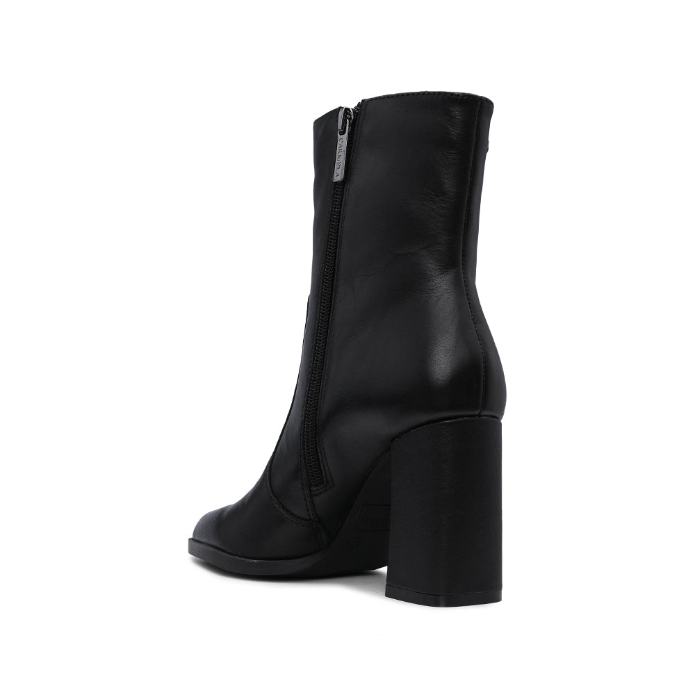 BOTAS FEMININAS CANO CURTO