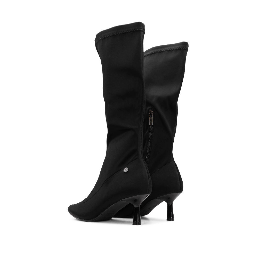 Bota Mulher XTI em Têxtil Preta com Salto Fino - Preto