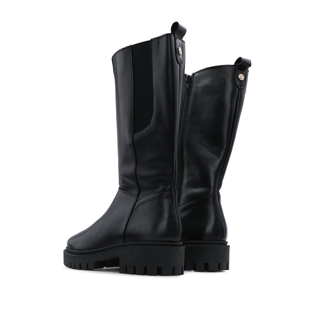 Bota de Cano Médio Mulher em Pele Preta com Elástico - Preto