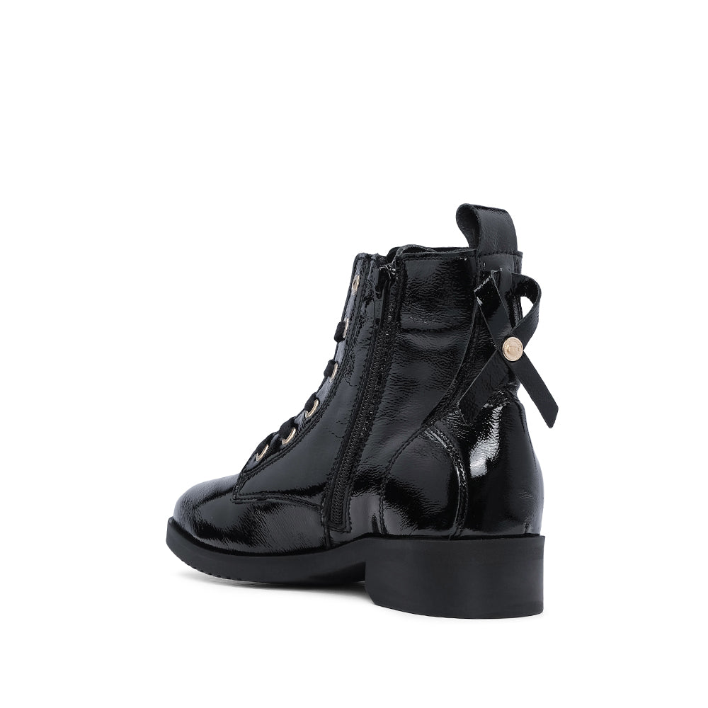 BOTAS FEMININAS CANO CURTO