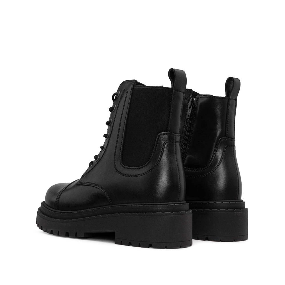 BOTAS FEMININAS CANO CURTO