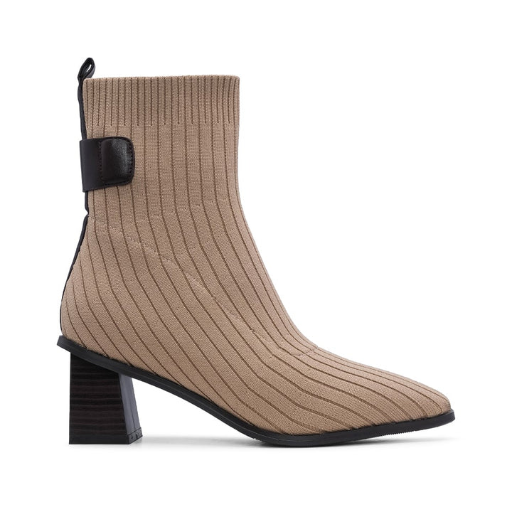 BOTAS FEMININAS CANO CURTO