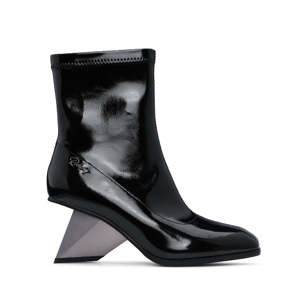 BOTAS FEMININAS CANO CURTO