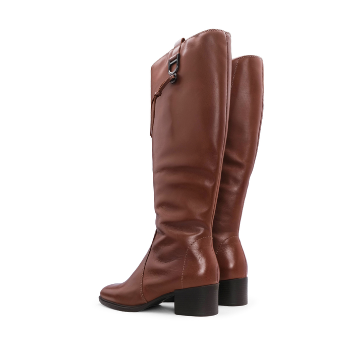 Bota de Cano Alto Mulher em Pele com Fivela - Cognac