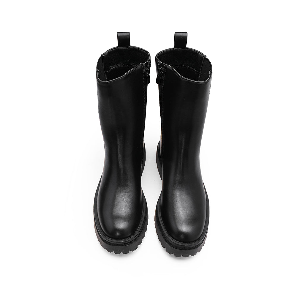 Bota Chelsea Mulher Gap com Sola de Piso Marcado - Preto