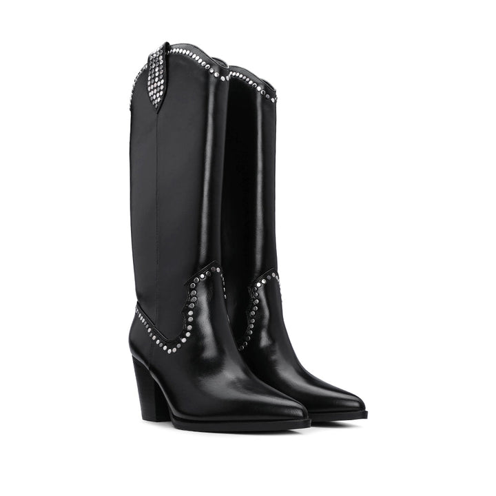 Bota de Cano Alto Mulher com Tachas Prateadas - Preto