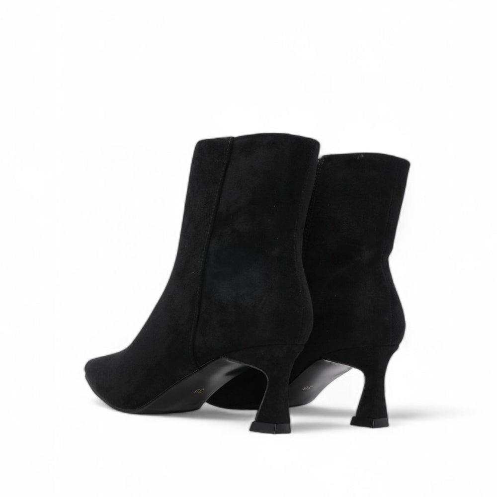 BOTAS FEMININAS CANO CURTO