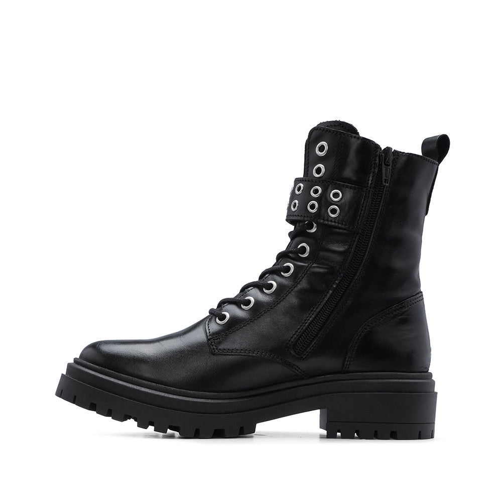 Botim Militar Mulher em Pele Preta com Fivelas - Preto