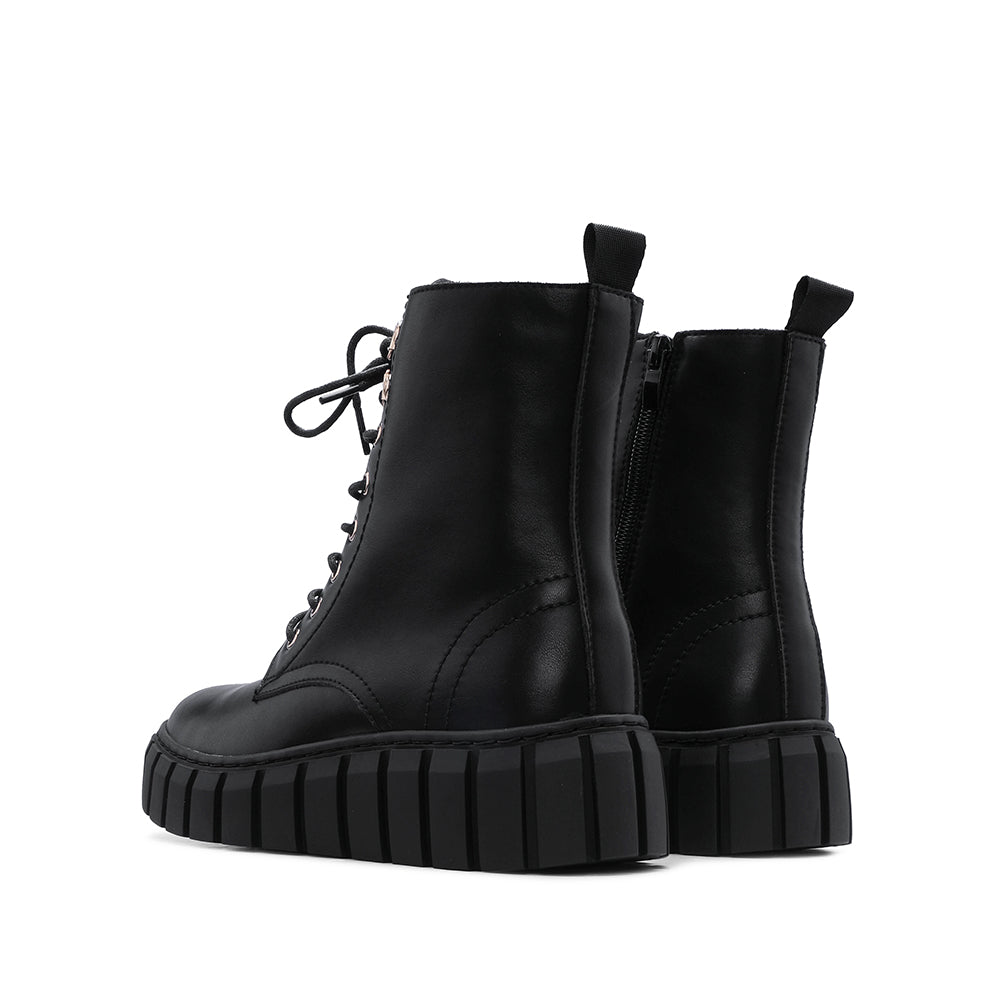 Botim Militar Mulher em Pele Preta - Preto