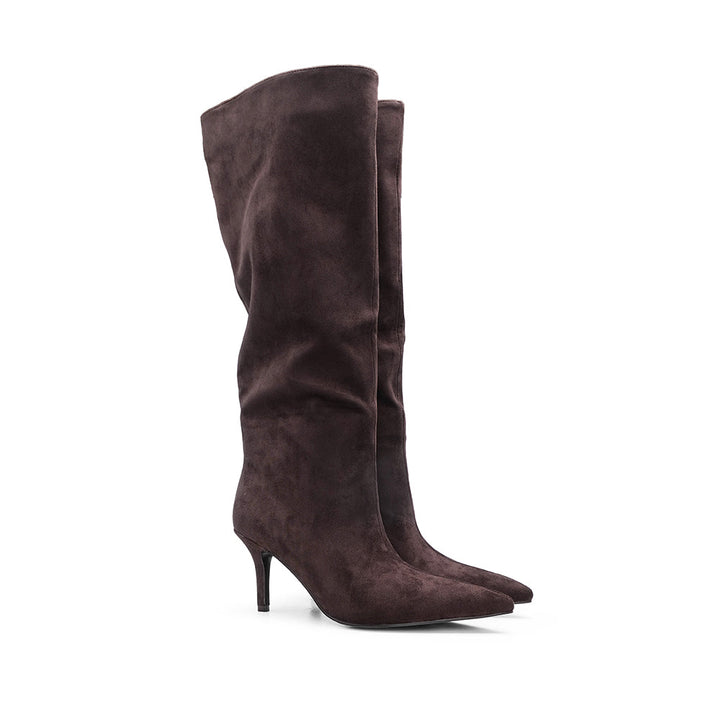 Bota de Cano Alto Mulher Lisa com Bico Fino - Castanho