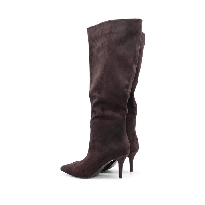 Bota de Cano Alto Mulher Lisa com Bico Fino - Castanho