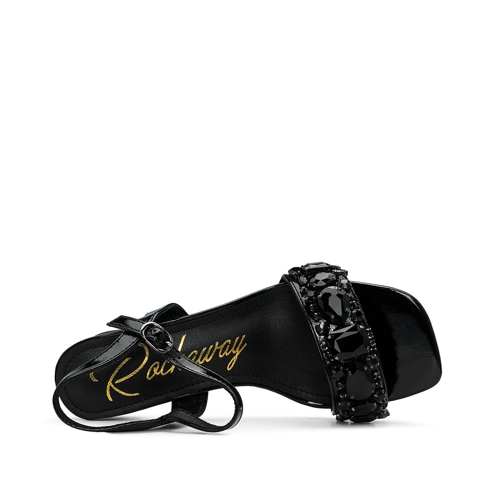 SANDÁLIAS FEMININAS SALTO MÉDIO