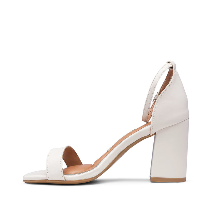 SANDÁLIAS FEMININAS SALTO ALTO