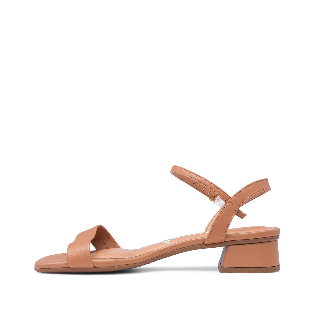 SANDÁLIAS FEMININAS SALTO MÉDIO