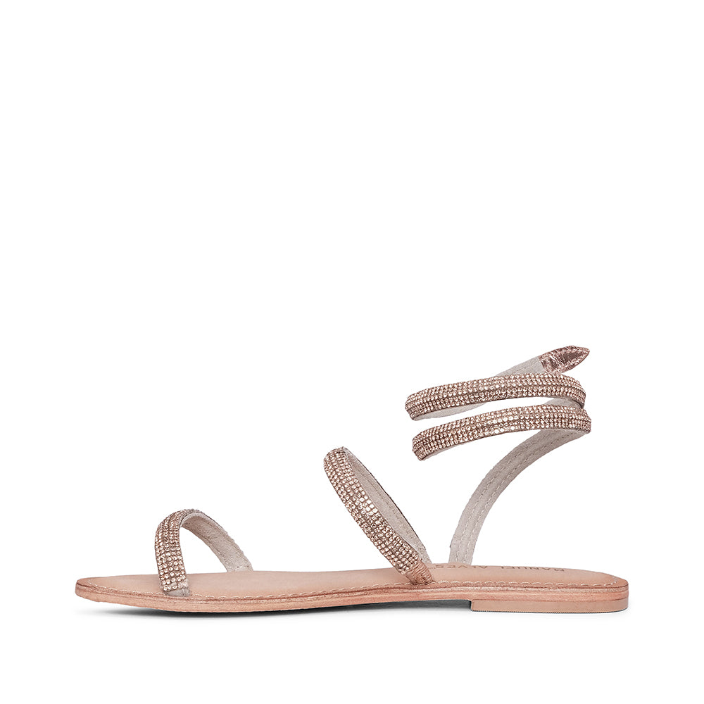 SANDÁLIAS FEMININAS SALTO RASO