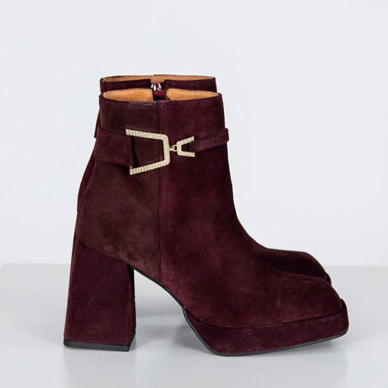 BOTAS FEMININAS CANO CURTO