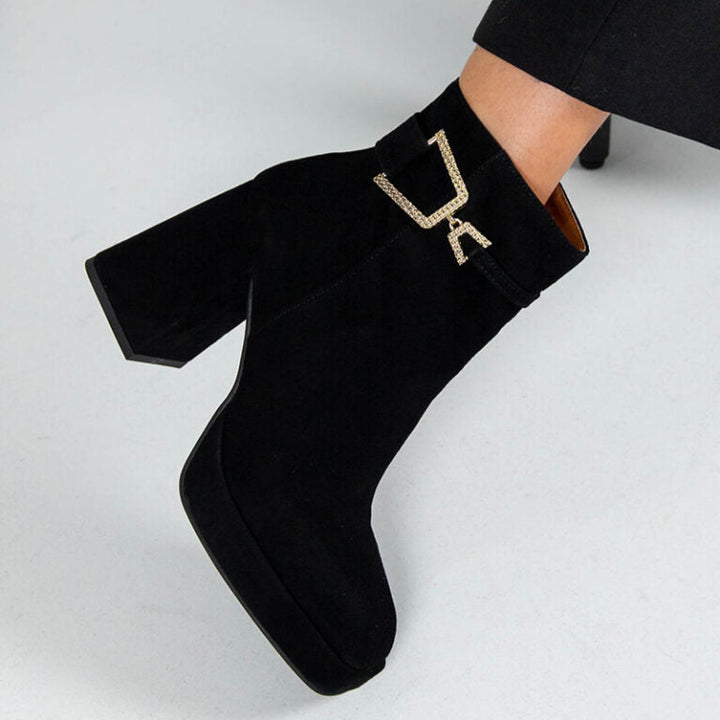 BOTAS FEMININAS CANO CURTO